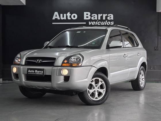 HYUNDAI TUCSON 2.0 MPFI GLS 16V 143CV 2WD FLEX 4P AUTOMÁTICO HYUNDAI TUCSON 2.0 MPFI GLS 16V 143CV 2WD FLEX 4P AUTOMÁTICO
